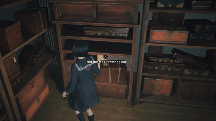 刺绣束口袋位置