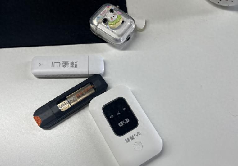 随身WiFi网速慢?原因多样,不全是商家限速!-赫兹号卡网-赫兹通讯