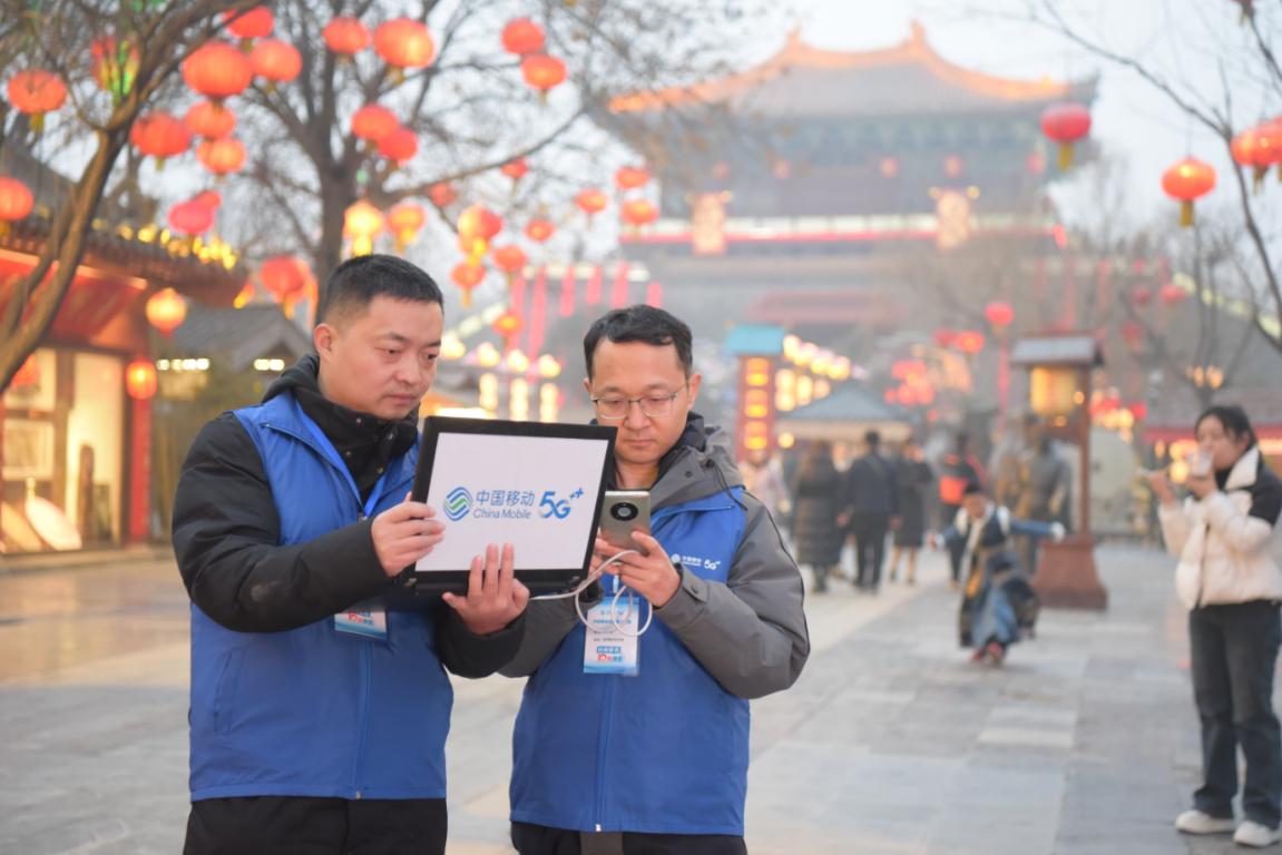开封移动党员突击队保障双节网络畅通无阻